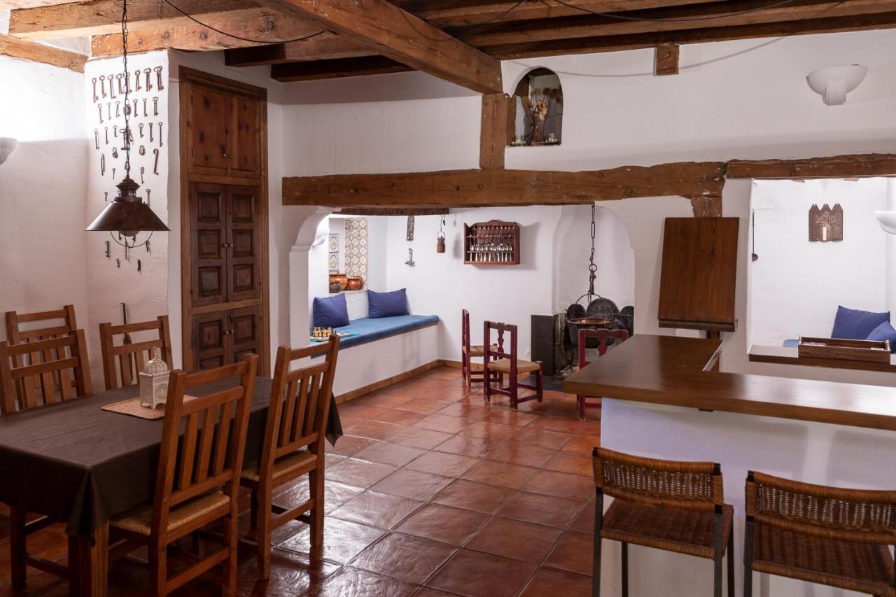 La Casa Grande Guest House Talayuelas  Bagian luar foto